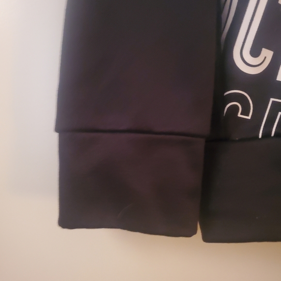 Réal Madrid Hoodie. Soccer 🇪🇸 ⚽️ - Picture 6 of 7